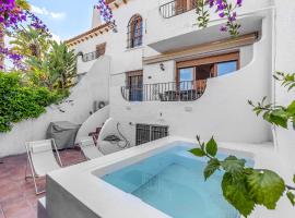 Amazing bungalow with AC and private pool - reformado febrero 2025, hotel en El Campello