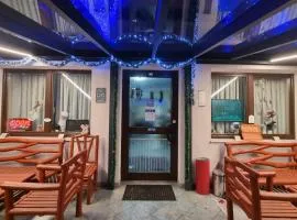 Hotel Sananda-Farm
