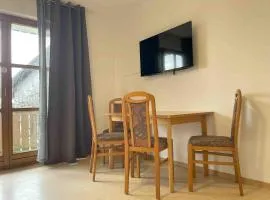 STA1115 gut geschnittene Monteurwohnung mit Balkon