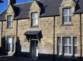 No. Ten Guesthouse