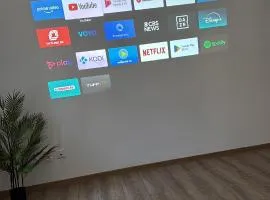 KINO & Netflix apartman v srdci mesta