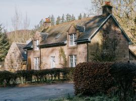 Gamekeeper's Cottage, hotel i Banchory
