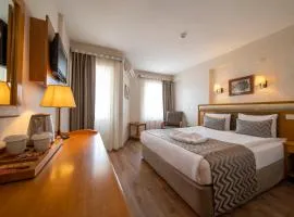 Çanak Hotel