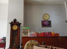 B blue hotel, hotel v destinaci Rampal