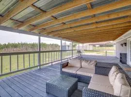 2 Mi to Lake Monticello Home with Large Decks!
