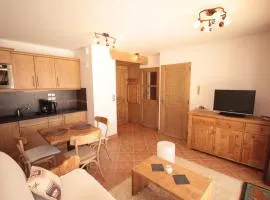 Superbe 2 pièces neuf avec piscine, parking couvert et Wi-Fi - FR-1-293-244