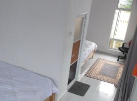 CC Roomstay Kampung Mangkuk, Terengganu, hotel en Setiu