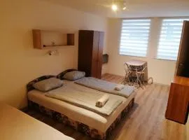 Pozsonyifirst 2 privat room