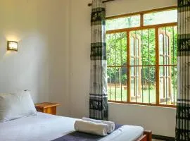 Ceylon Udawalawe - Hotel & Safari