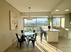 Departamento de lujo en el corazón de Mendoza, hôtel à Villa Marini