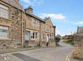 Daisy Cottage - North East Escapes, Hotel in Corbridge