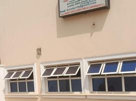 Dorobertty Hotel and Suits, hotel v Akure