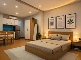 Peanuts Home - Spacious Double Room, Full Amenities