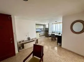 Excelente y cómodo apartamento