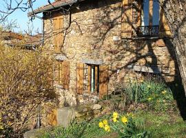 Les jardins de Montaland, cottage in Sainte-Catherine-sous-Riverie