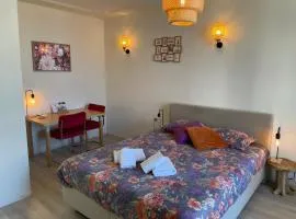 Plato by Hofstad Studio’s