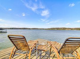 Grove Lake House with Boat Dock and Outdoor Spots!, Hotel in Grove