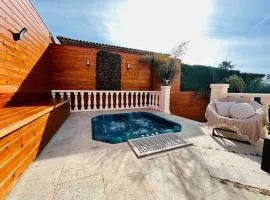 Magnifique villa jacuzzi plage 15 min a pied