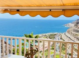 BALCON de AMADORES con vista al océano