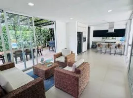 Finca de lujo con picsina en San Jerónimo Antioquia