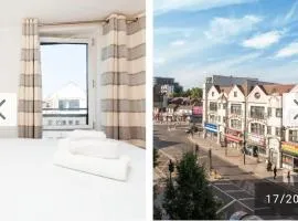 Modernized 1-Bedroom Flat in Croydon