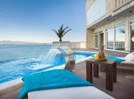 Luxury at Villa Cama - Your dream vacation Rental