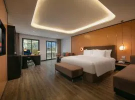 Aurora Oriental Hotel