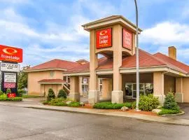 Econo Lodge Inn & Suites