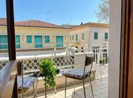 CENTRAL TRILOCALE - Pieno centro - Narramondo Villas