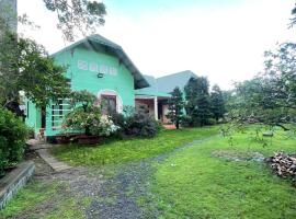 Villa THỦY NGUYÊN, hôtel à Bình Thủy