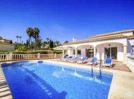 La Gavina - Spacious 5-Bedroom Villa with Private Pool in Javea