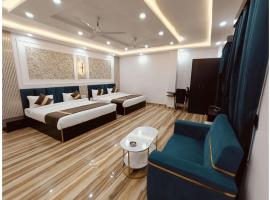 Celestial Inn, hotel in Prayagraj