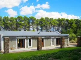 Shearers Cottage Unit B - Farm Stay
