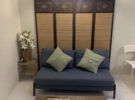 Sandstone Unit Brenthill Condo