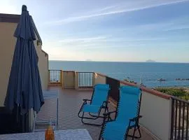 Eolie all'orizzonte