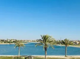 Villa in marina 5 - First Row Lake View
