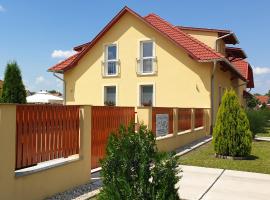 Csalogány Apartman Egerszalók, hotel v destinaci Egerszalók