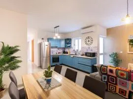 Quiet Traditional Stay - Rabat 3-Bedroom Apartment