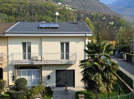 CASA LAINI, hotel in Pisogne