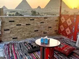 Arena pyramids inn