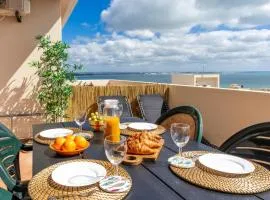 NOVO! Apartamento Vista Mar junto à praia Dona Ana