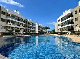 AP em Condomínio Clube - 120 metros do mar