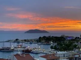 Βalcony View Μarmaras