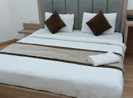 Hotel The Metropolitan Plaza Near IGI Airport Delhi, hotel near Delhi International Airport - DEL, New Delhi