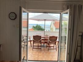 Apartman Feješ, hotel v destinaci Klenovica
