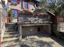 Ester Lakehouse, graziosa casa indipendente