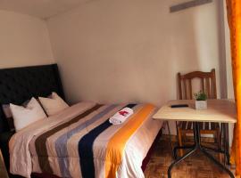 Aqquazul Hospedaje Ayacucho, hotell i Ayacucho