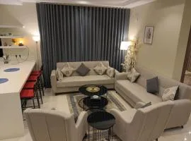 Alrawdah Luxury 3 Bedroom Apartment 5 Mins Drive to Haram الروضة للشقق الفاخرة