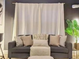 Stylish & Cozy #3 8 mins to DCA & Washington DC