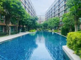 pool view in Patong